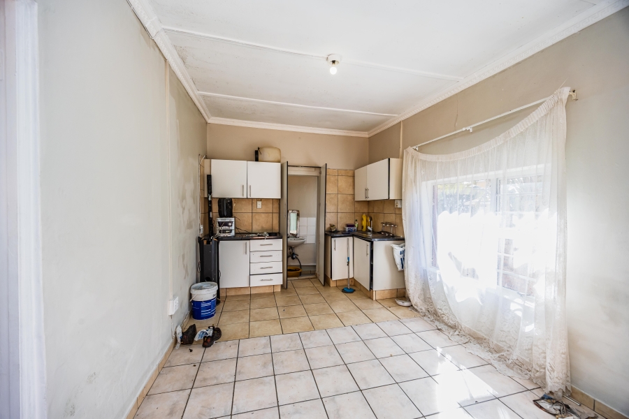 7 Bedroom Property for Sale in Greenfields Eastern Cape